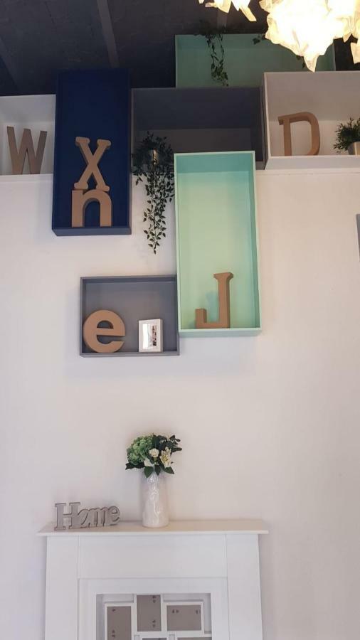 Florista Bonito Alojamiento Bien Comunicado Hotel Valencia Exterior foto