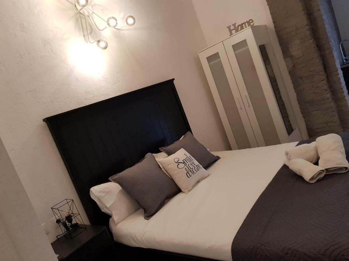 Florista Bonito Alojamiento Bien Comunicado Hotel Valencia Exterior foto