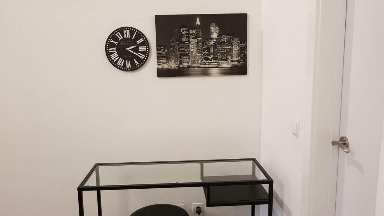 Florista Bonito Alojamiento Bien Comunicado Hotel Valencia Exterior foto